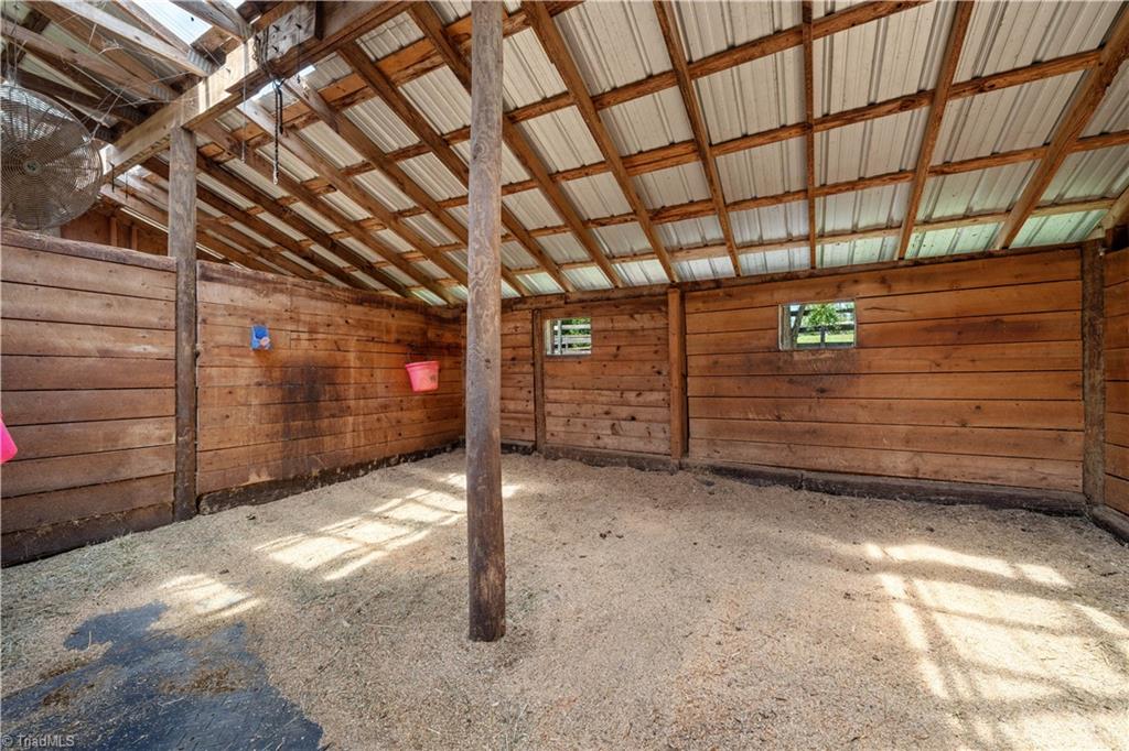 160 Palomino Trail Property Photo 35