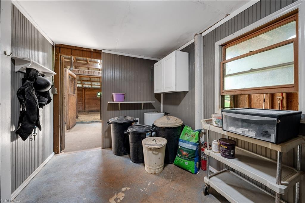 160 Palomino Trail Property Photo 36