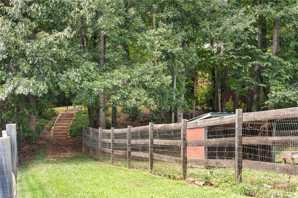 160 Palomino Trail Property Photo 44