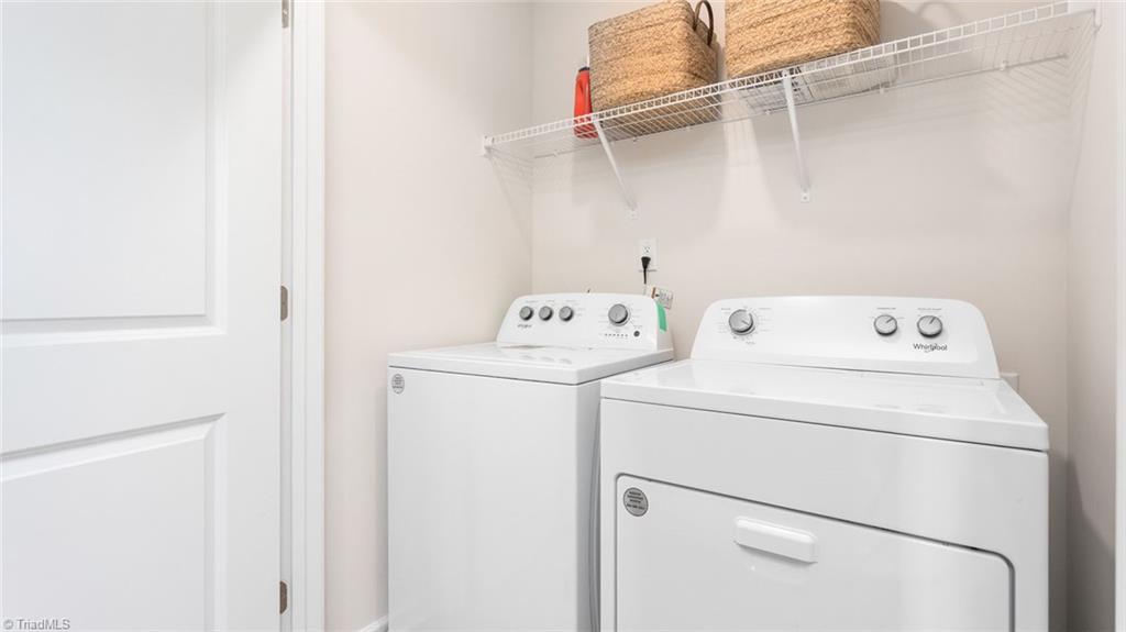 1614 Komondor Trail Property Photo 16