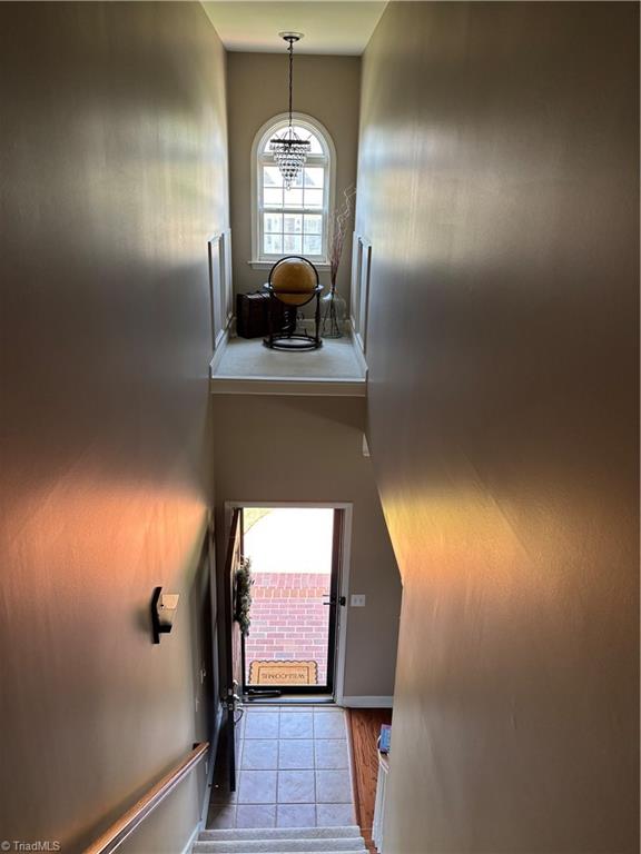 100 Cotswold Lane Property Photo 18