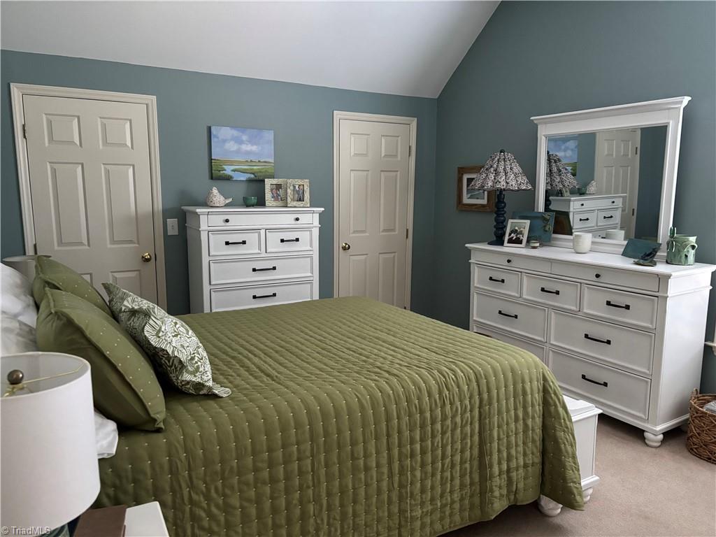 100 Cotswold Lane Property Photo 31