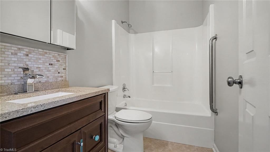 5305 Old Plantation Circle Property Photo 15