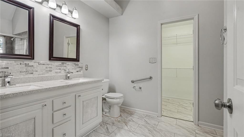 5305 Old Plantation Circle Property Photo 17