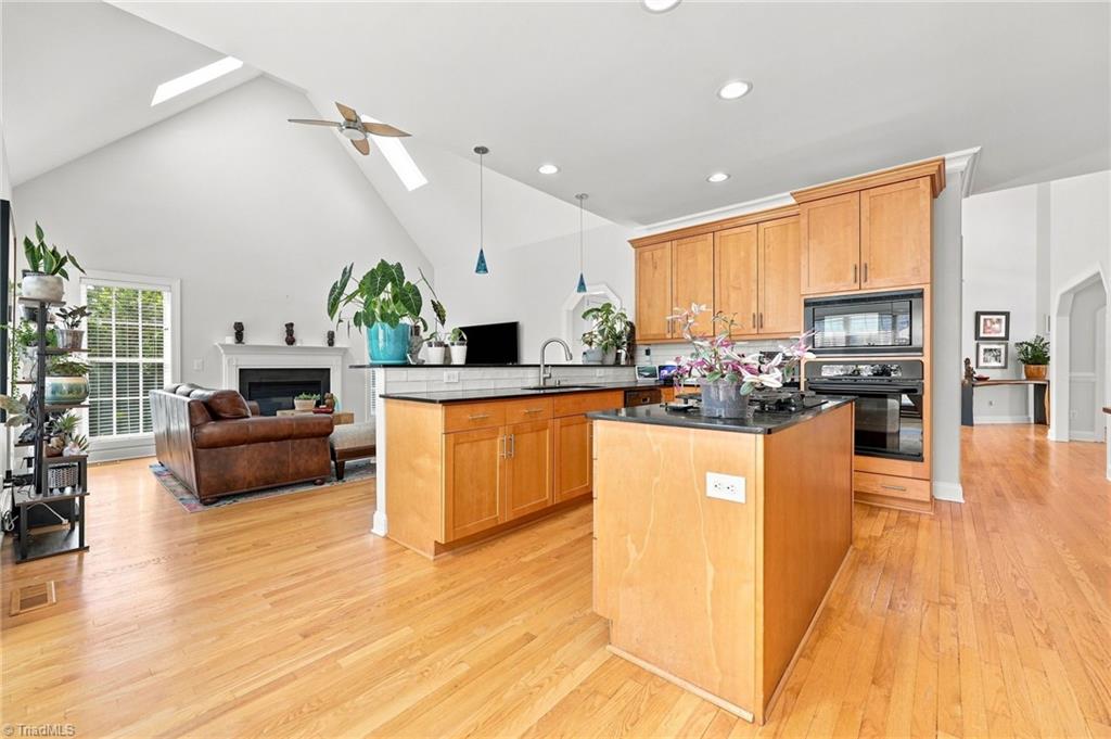 14 Middlefield Court Property Photo 23