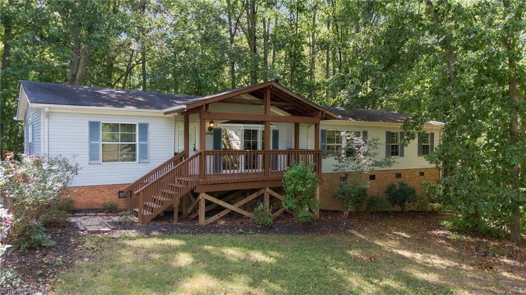7705 Thomas Road Property Photo 1