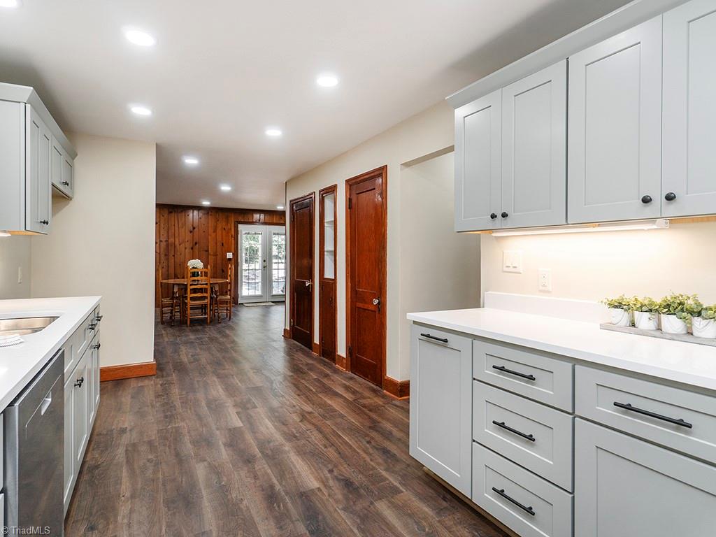 8375 Sylvan Road Property Photo 12