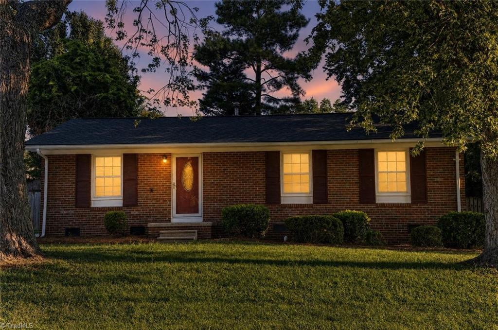 2110 Kylemore Drive Property Photo 2