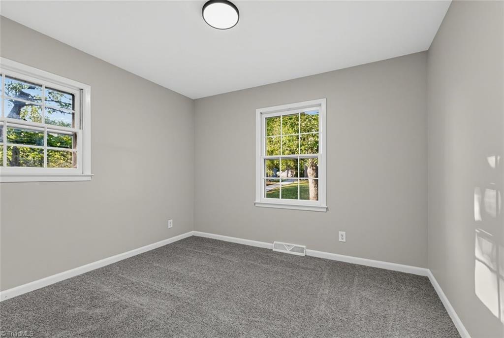 2110 Kylemore Drive Property Photo 9