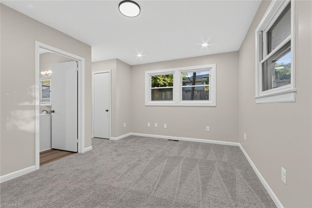 2110 Kylemore Drive Property Photo 12