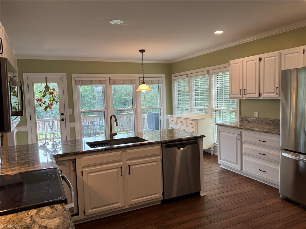5805 Starboard Drive Property Photo 17