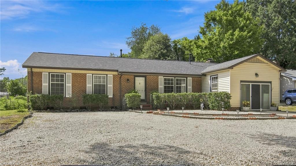 203 Capistrano Drive Property Photo 1
