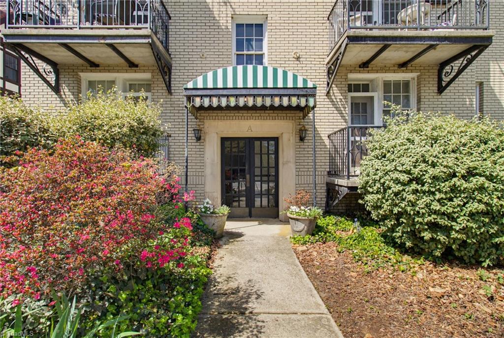 1013 N Elm Street # A6 Property Photo 1
