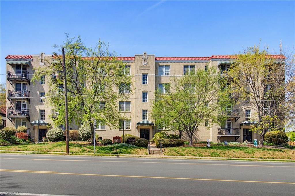 1013 N Elm Street # A6 Property Photo 2
