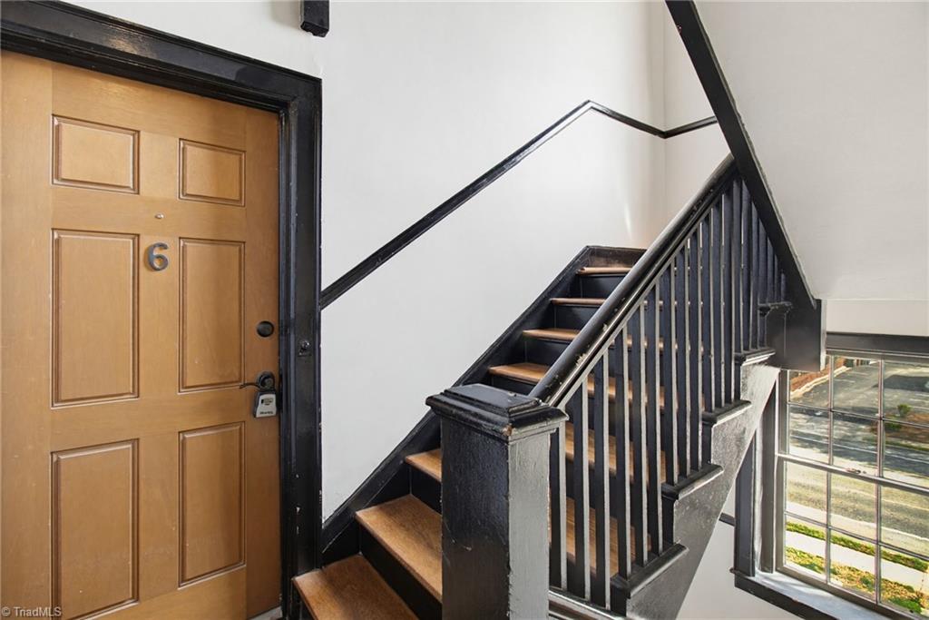 1013 N Elm Street # A6 Property Photo 11