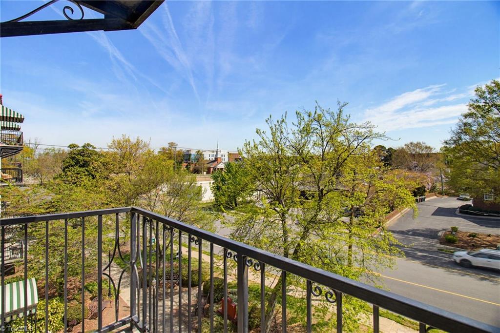 1013 N Elm Street # A6 Property Photo 12