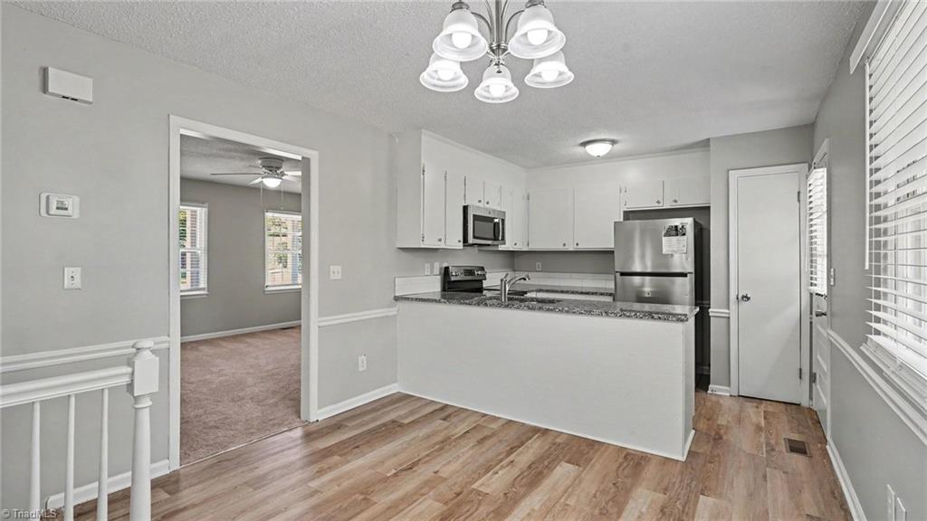 1115 Castlegate Drive Property Photo 7