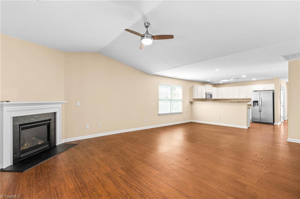 1466 Weatherend Drive Property Photo 15