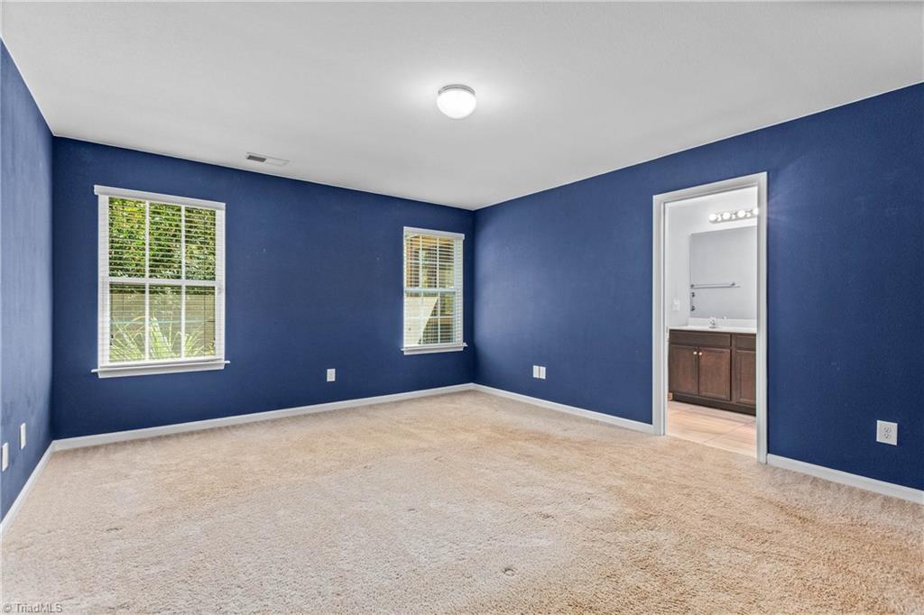 1466 Weatherend Drive Property Photo 20