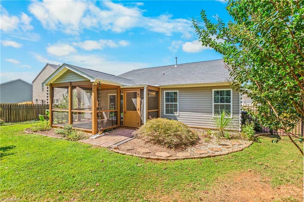 1466 Weatherend Drive Property Photo 26