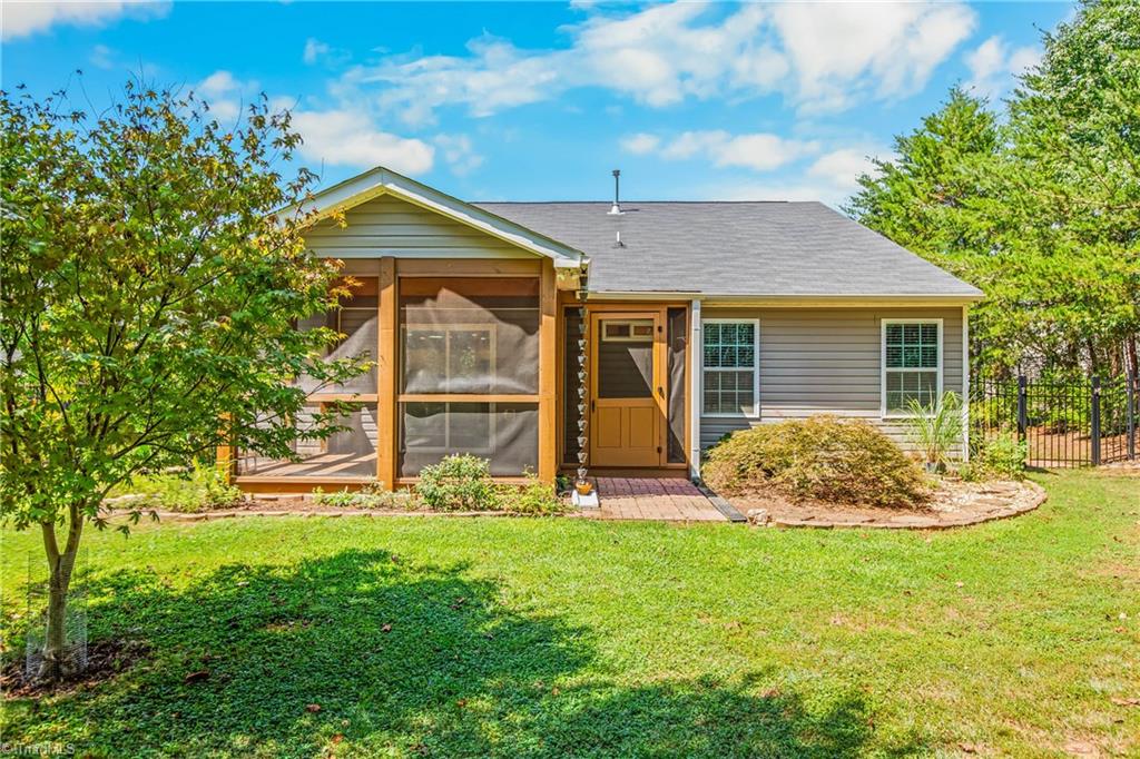 1466 Weatherend Drive Property Photo 28