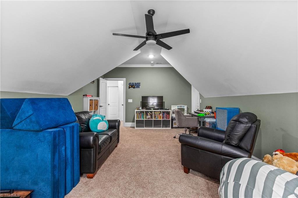 7114 Rae Farms Way Property Photo 34