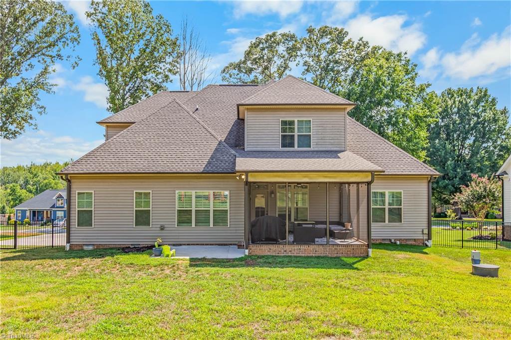 7114 Rae Farms Way Property Photo 37