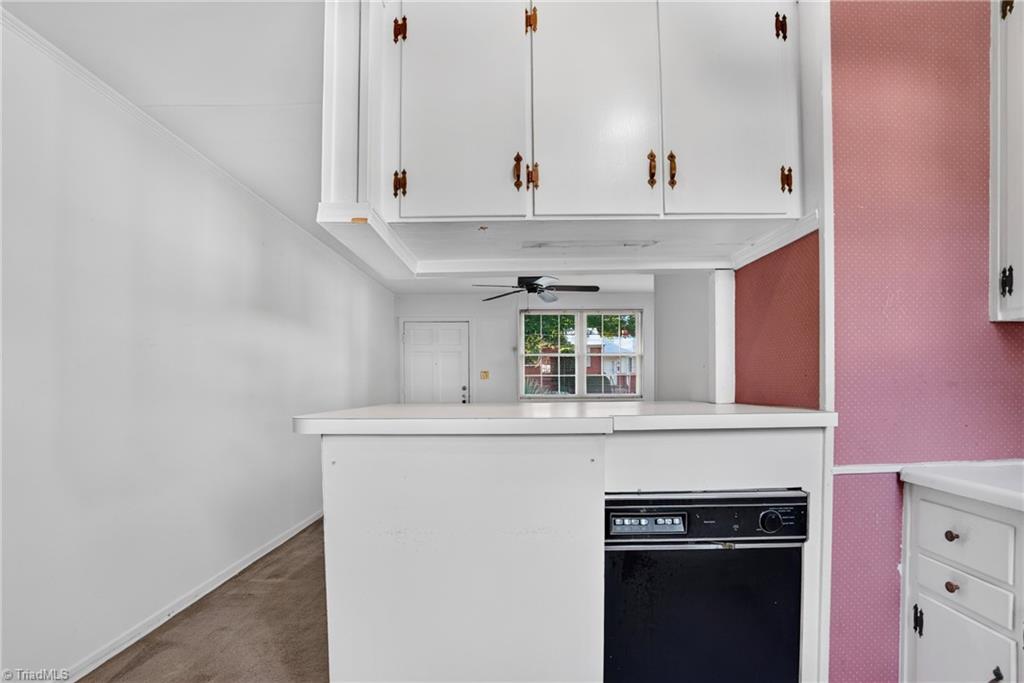 1810 Villa Drive Property Photo 6