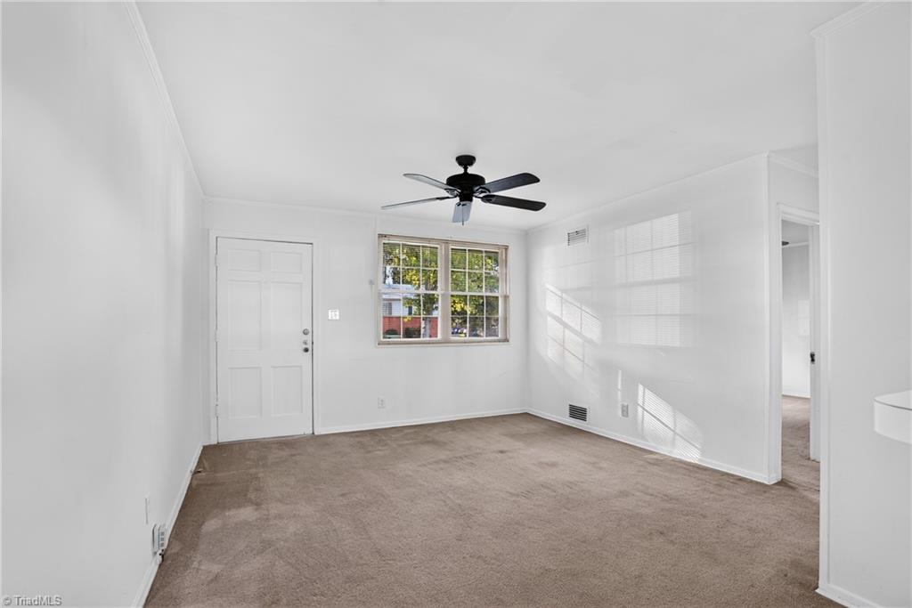 1810 Villa Drive Property Photo 9