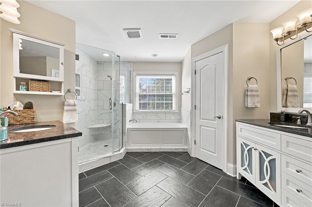 6625 Barton Creek Drive Property Photo 22