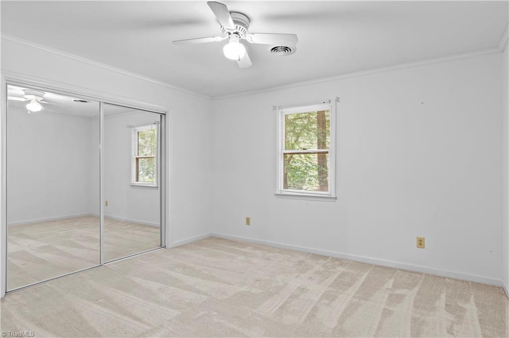 499 Reigate Drive Property Photo 28