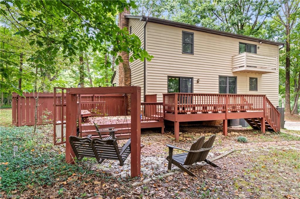 499 Reigate Drive Property Photo 37