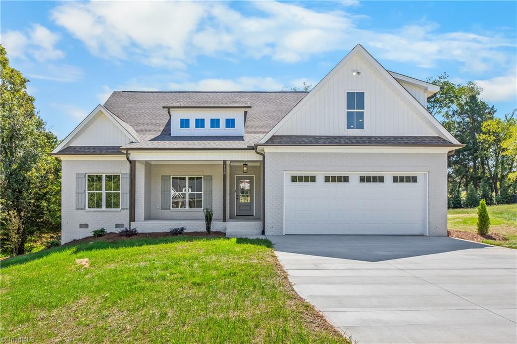 158 Beauchamp Oaks Court