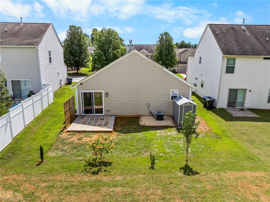 110 Habersham Court Property Photo 27
