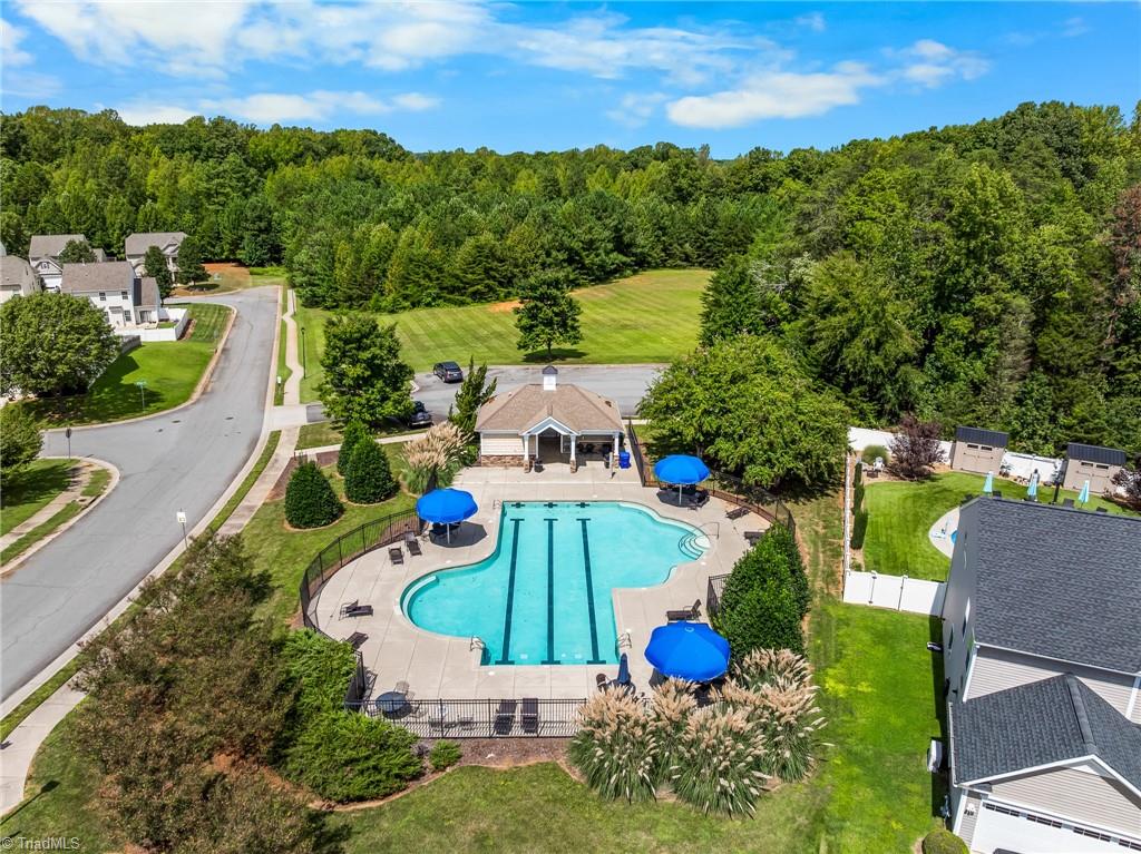 110 Habersham Court Property Photo 30