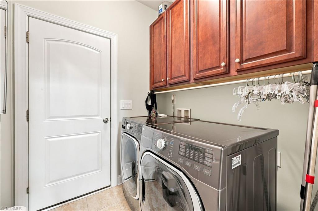 1131 Heritage Path Lane Property Photo 43