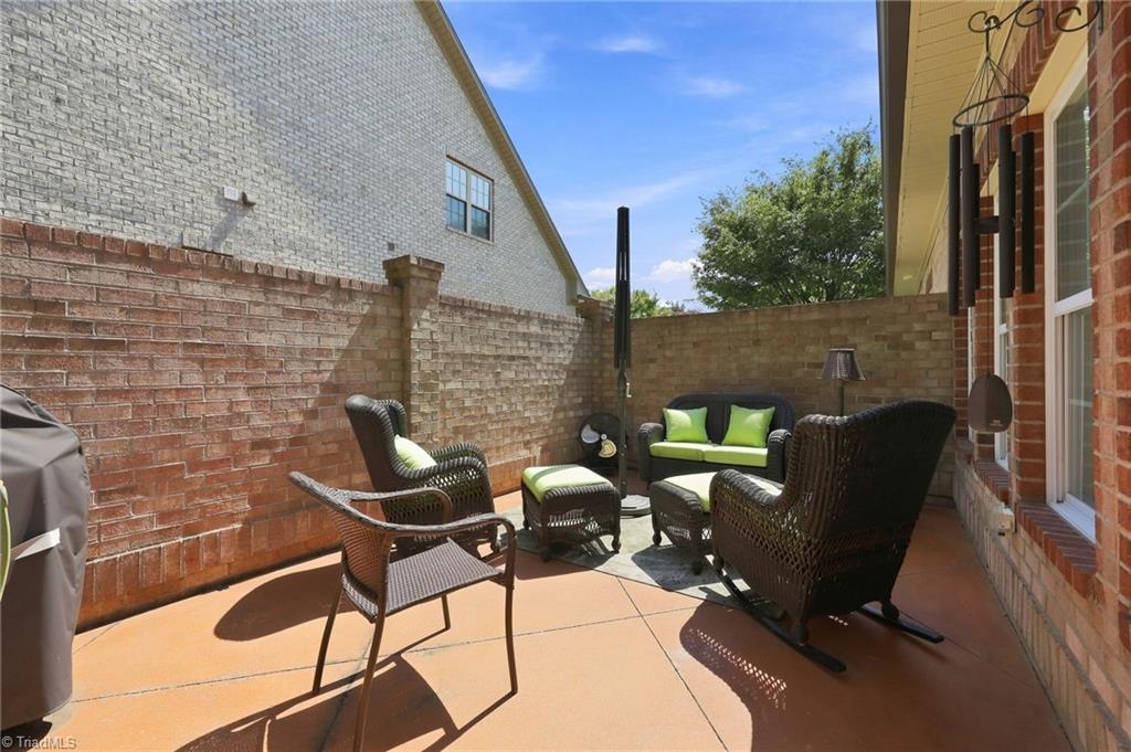 1131 Heritage Path Lane Property Photo 44