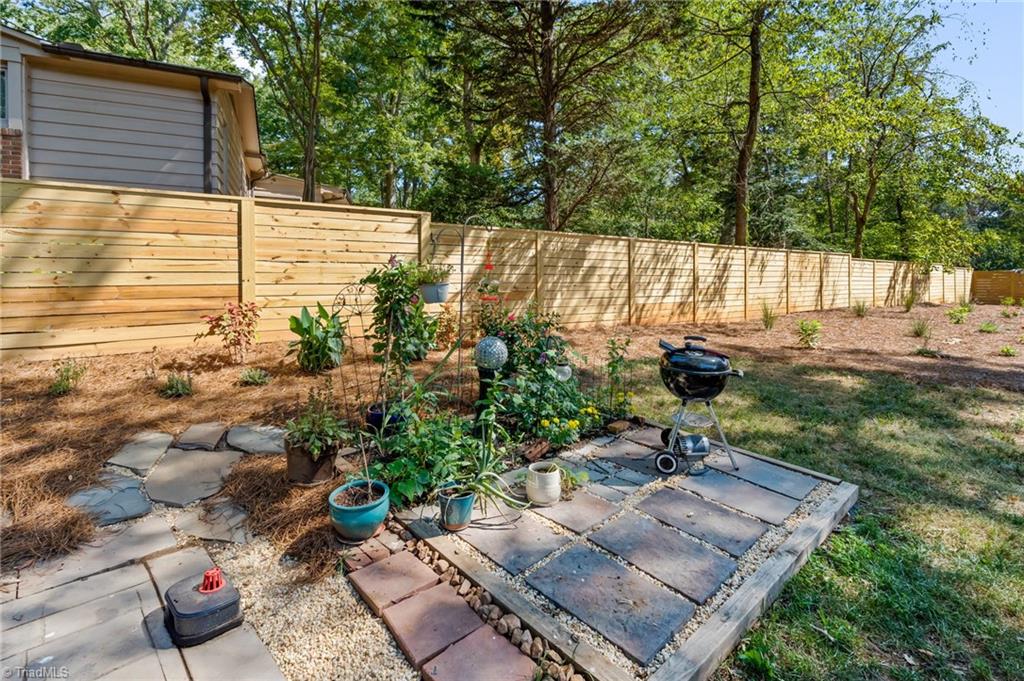 849 Chester Road Property Photo 45