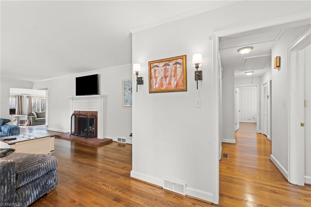 510 Florham Drive Property Photo 2