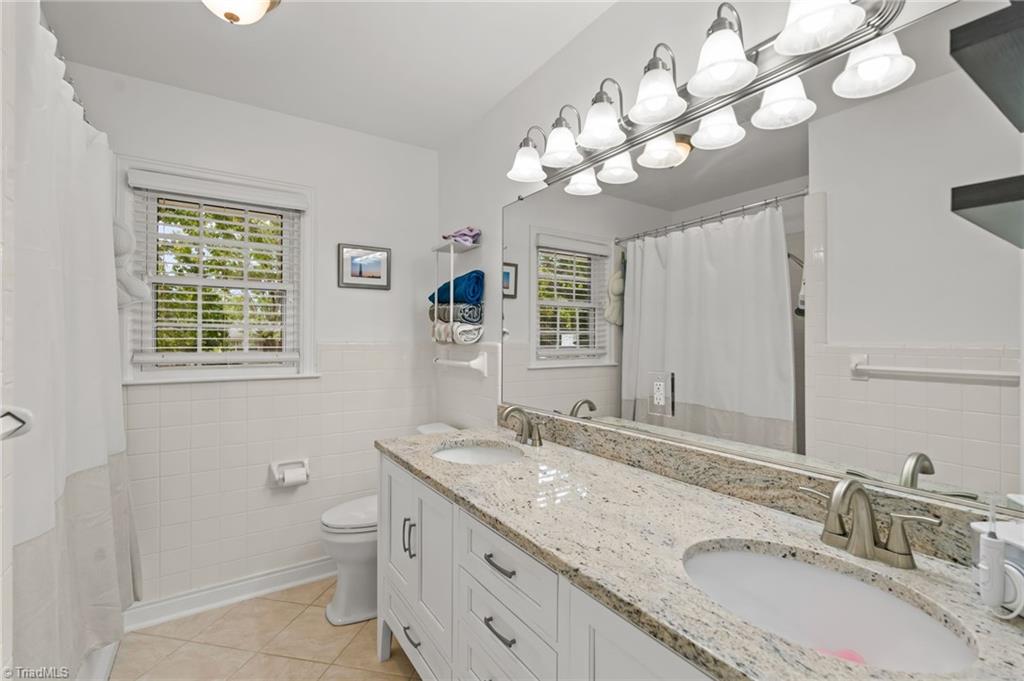 510 Florham Drive Property Photo 16
