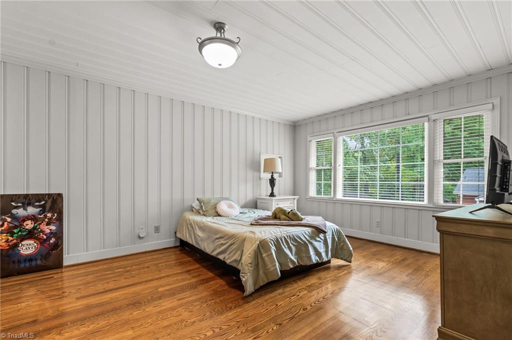 510 Florham Drive Property Photo 17