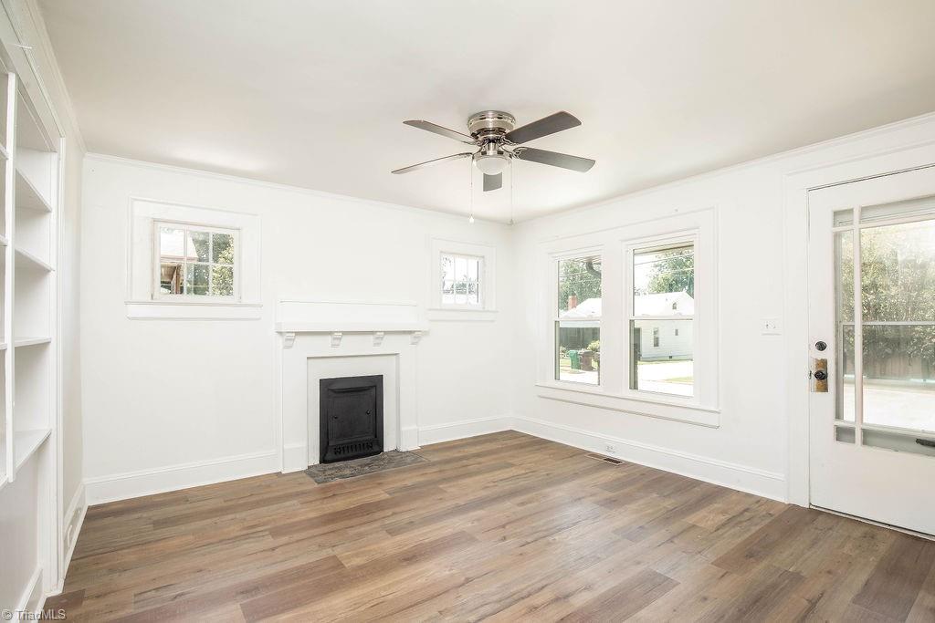 208 Underhill Street Property Photo 3
