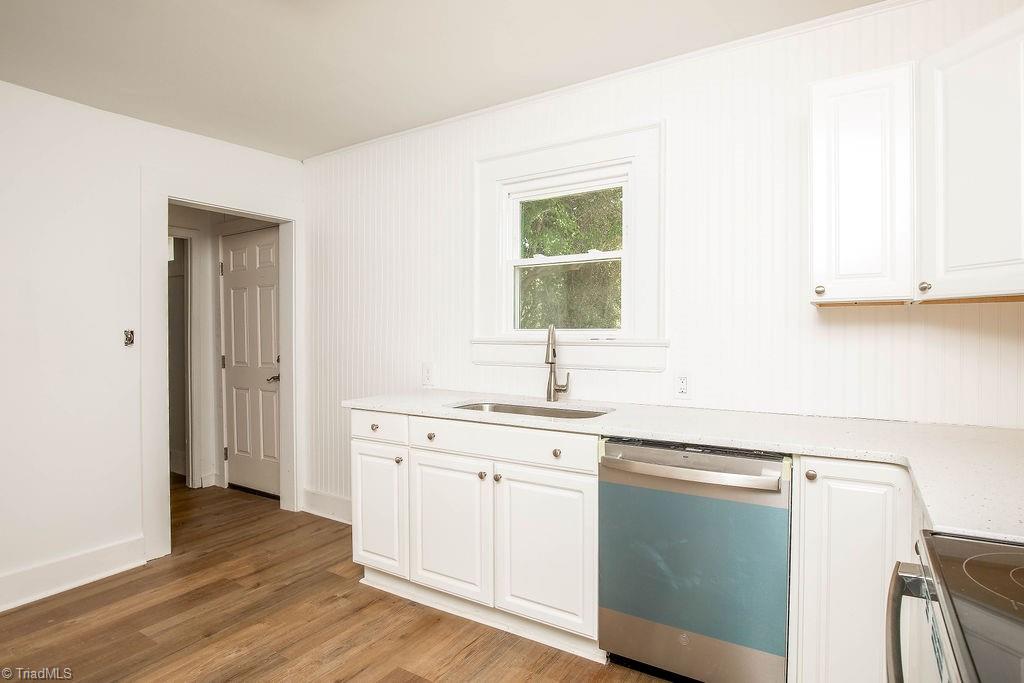 208 Underhill Street Property Photo 5