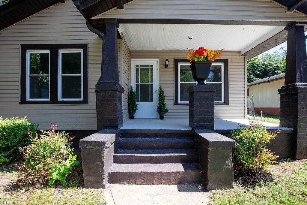 208 Underhill Street Property Photo 14