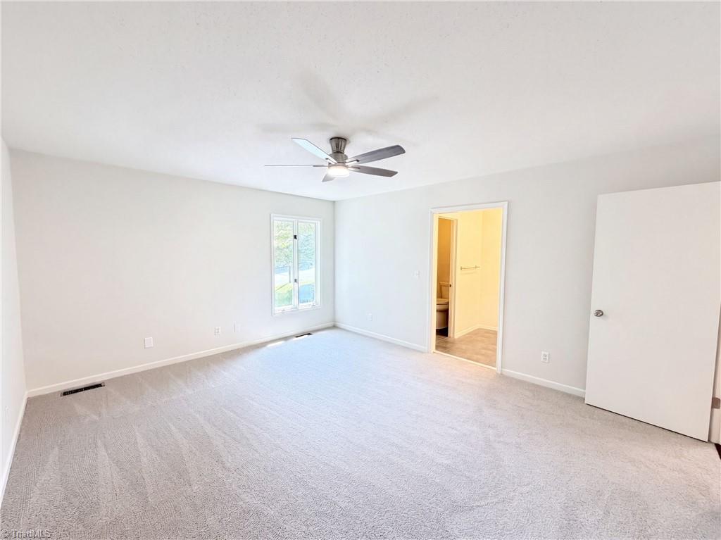 200 Ridgelea Court Property Photo 9