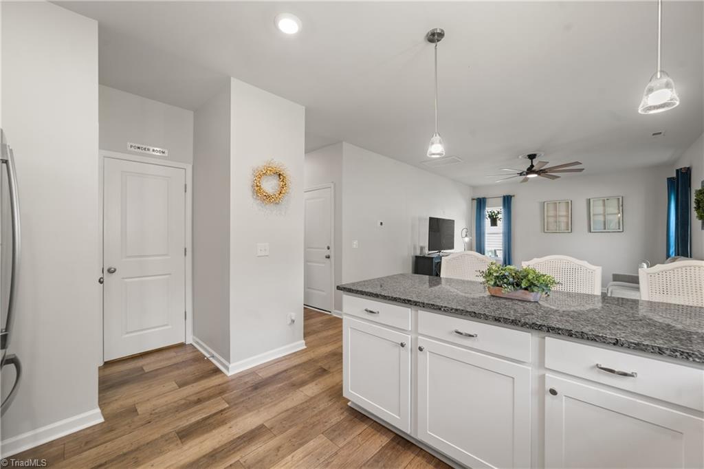 4219 Honeysuckle Vine Drive Property Photo 11