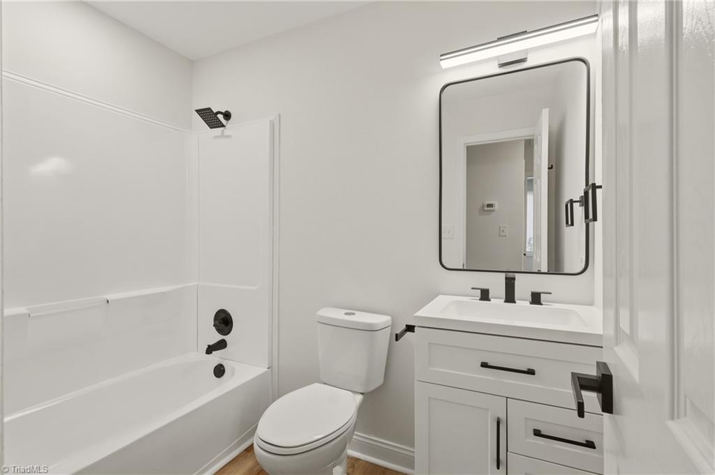 5519 Windemere Circle Property Photo 13
