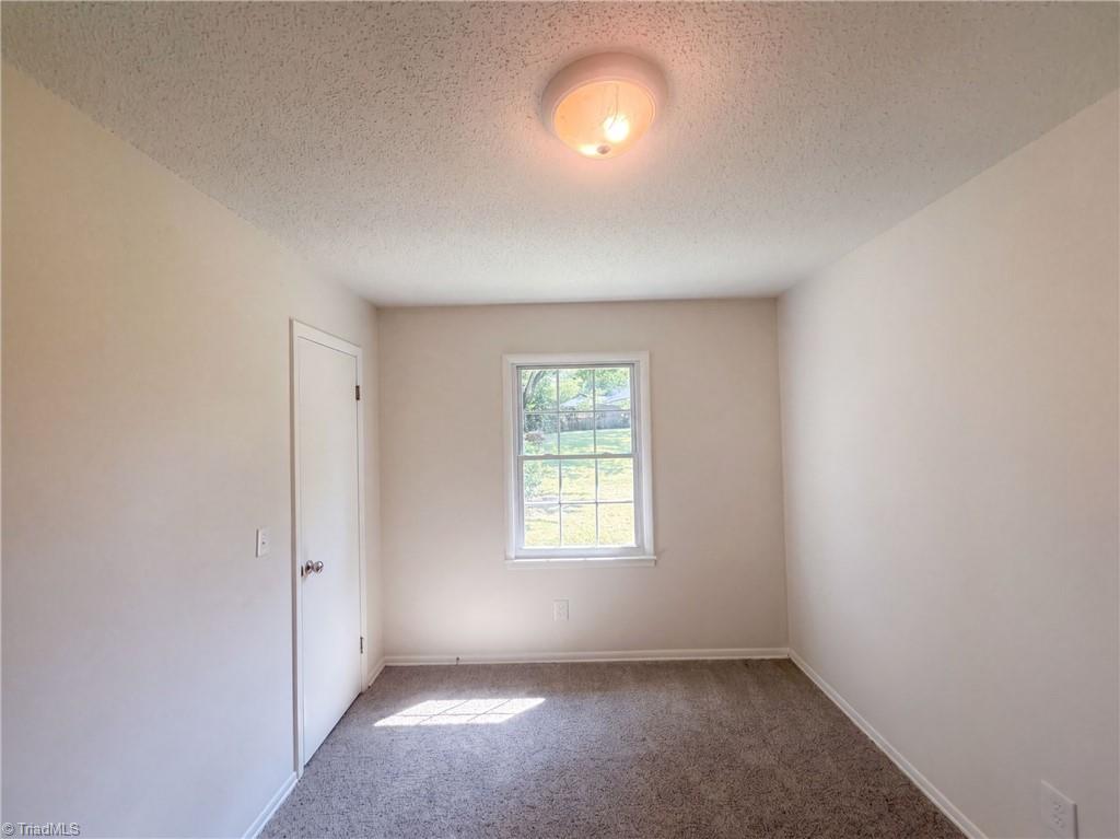 2605 Lamroc Road Property Photo 8