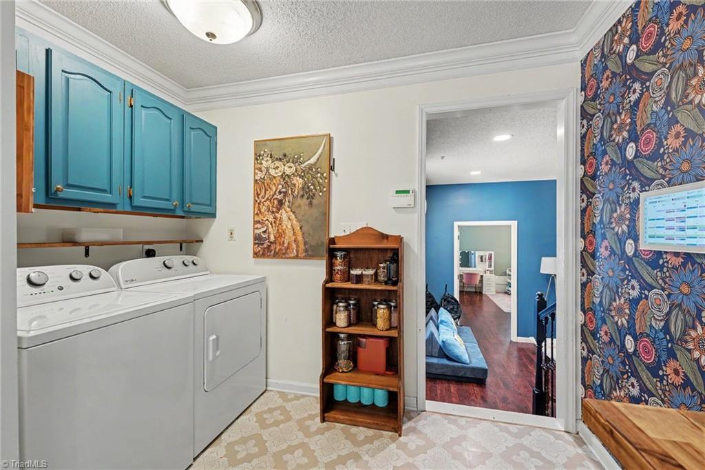1075 Bailey Road Property Photo 18