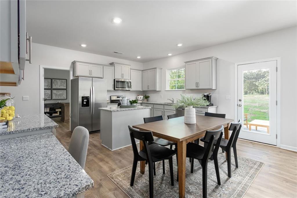 396 The Brus Street Property Photo 10